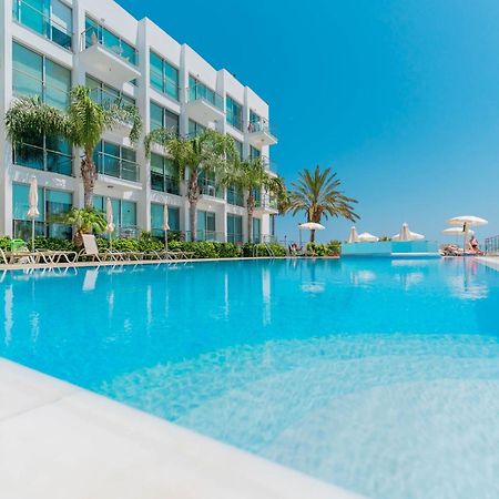 Laila - Coralli Beachfront Apartment Protaras Eksteriør bilde