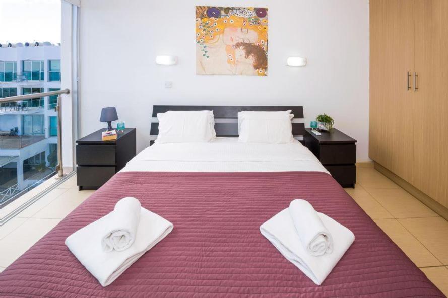 Laila - Coralli Beachfront Apartment Protaras Eksteriør bilde