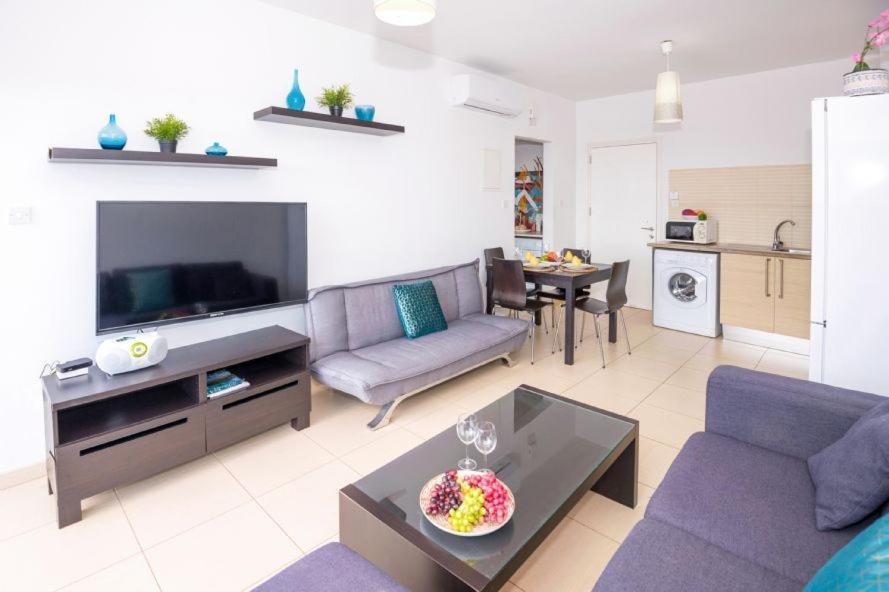 Laila - Coralli Beachfront Apartment Protaras Eksteriør bilde